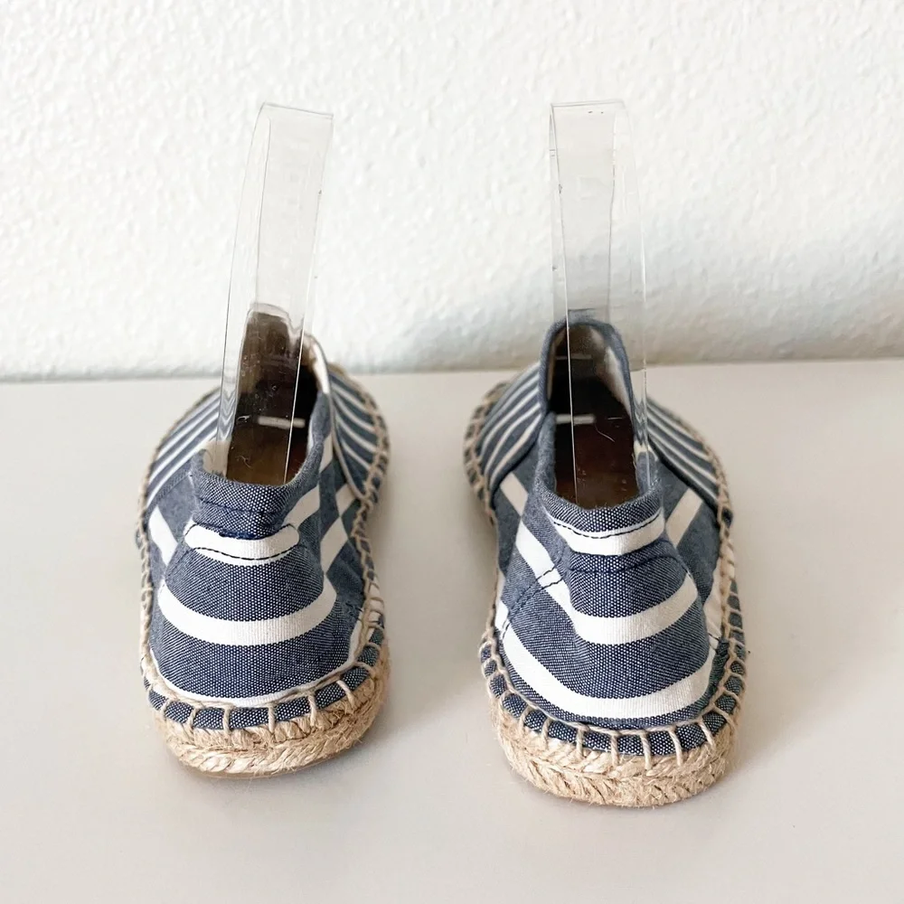 Soludos blue white
